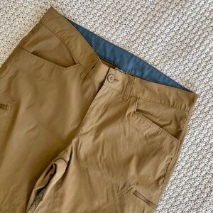 Water-Repellent Pants